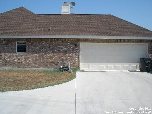 3rd image of 133 N Castlewood Dr.