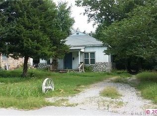 1710 W Maple St, Collinsville, OK 74021