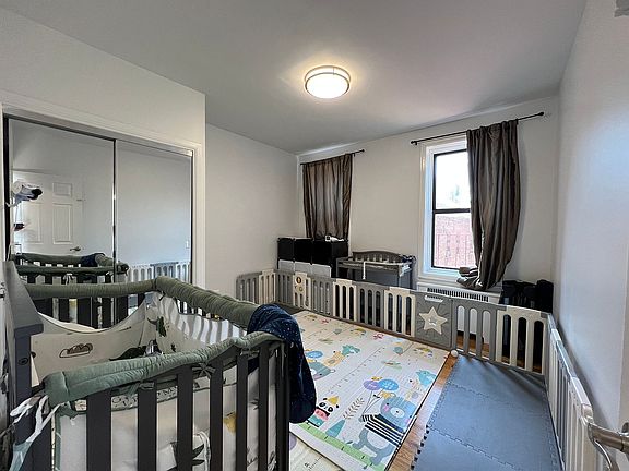 4th image of 42-42 Judge St #6G