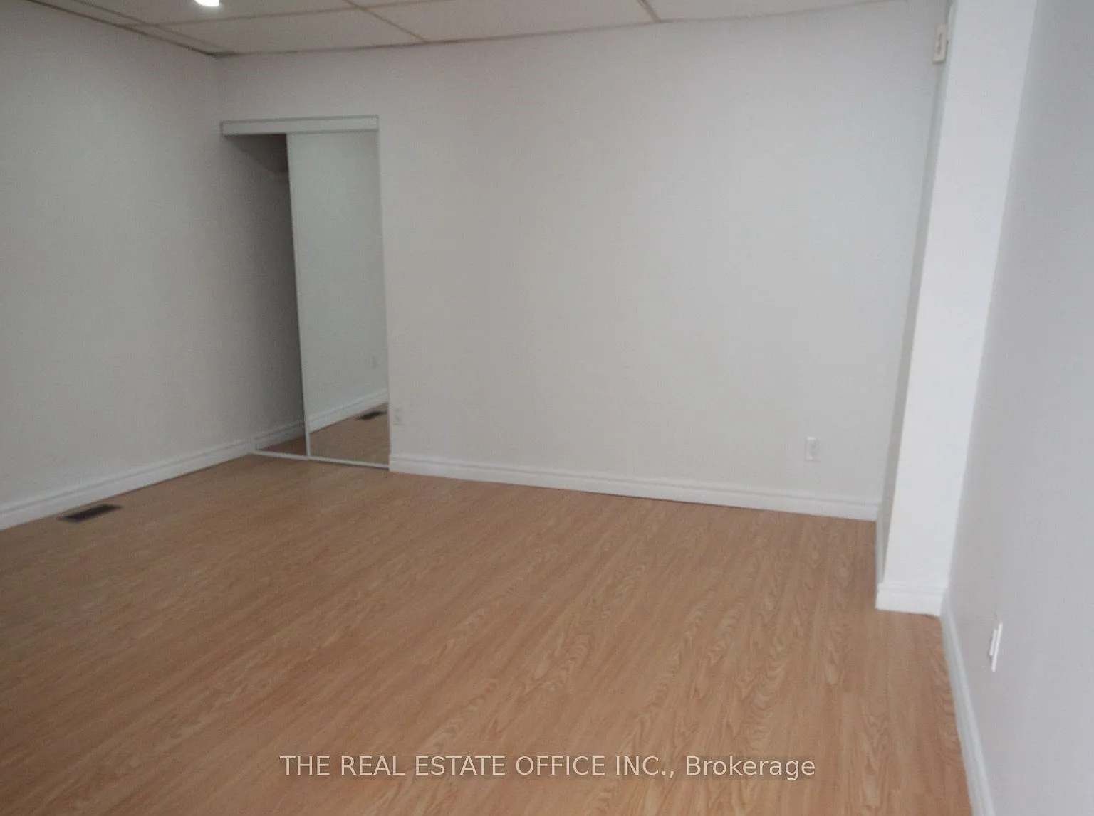 1 bed, $1,297 — Photo 3