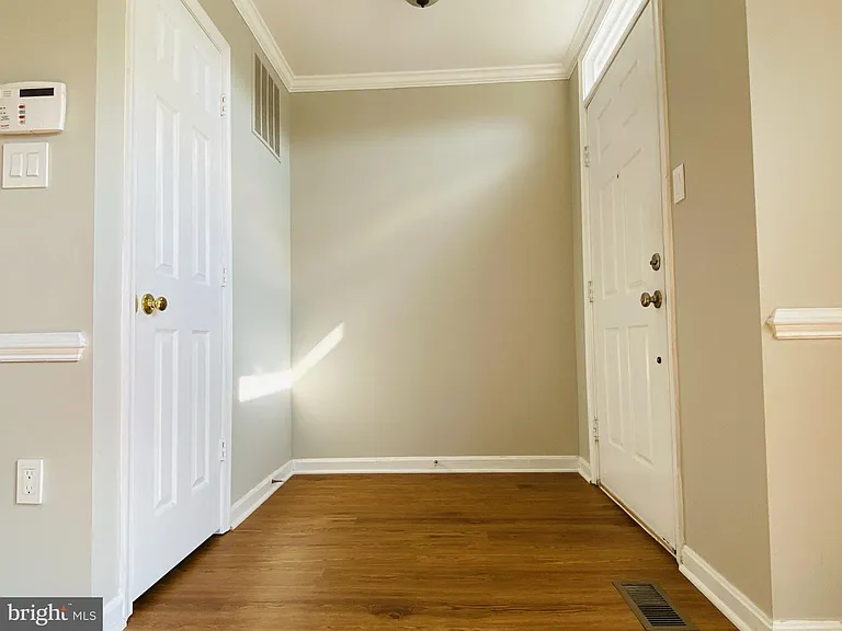 12888 Hunterbrook Dr — Photo 6