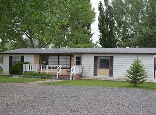 860 N 7th St, Basin, WY 82410
