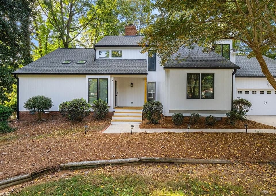 1st image of 5928 Woodfield Dr