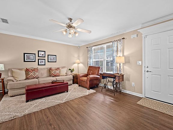 5th image of 2712 Bison Ct