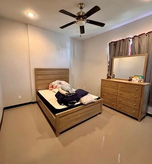 1316 E Balboa Ave — Photo 13