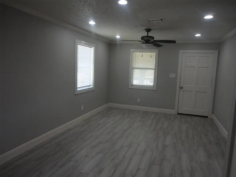 6820 Mississippi Rd — Photo 9