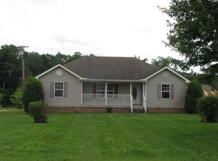 112 Deerfield Dr, Springfield, TN 37172