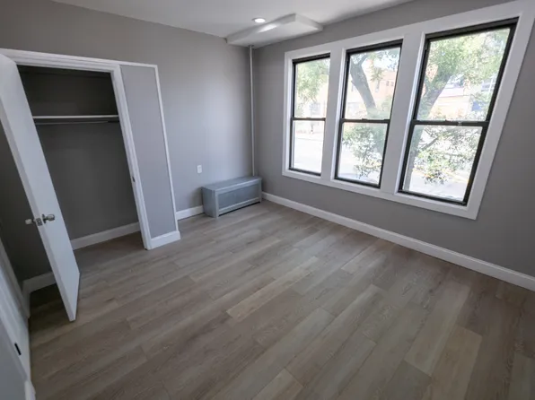 9728 Flatlands Avenue image 25 of 40