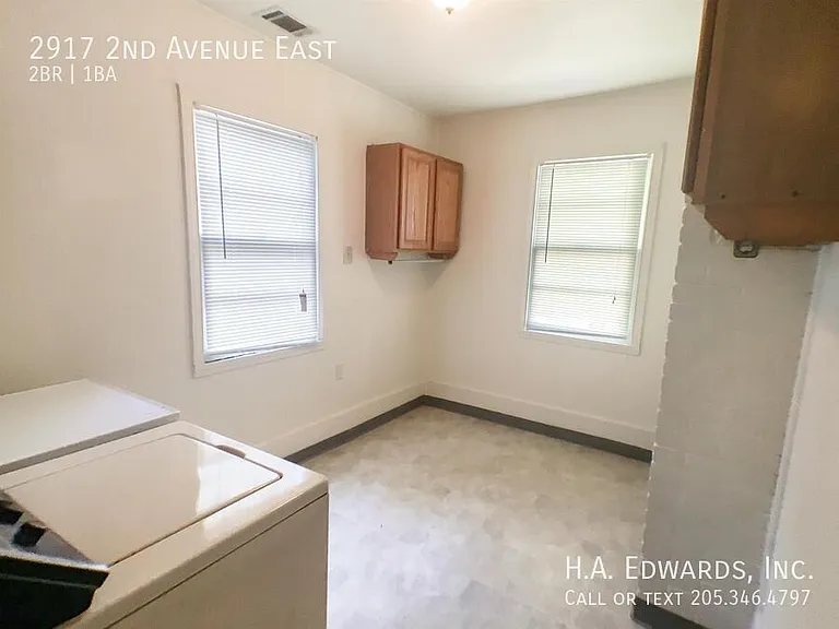 2917 2nd Ave E — Photo 19