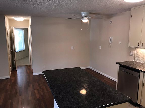 5th image of 456 Wayne Ave APT 109