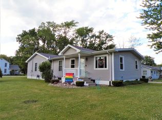 501 W 2nd St, Gilman, IL 60938