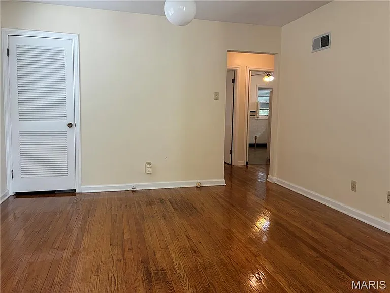 1813 Princeton Pl — Photo 3
