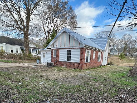 3rd image of 205 Panola St