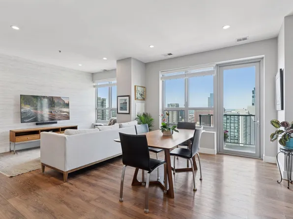 929 Portland Ave APT 2510, Minneapolis, MN 55404