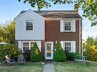 632 Lochinvar Dr, Pittsburgh, PA 15237