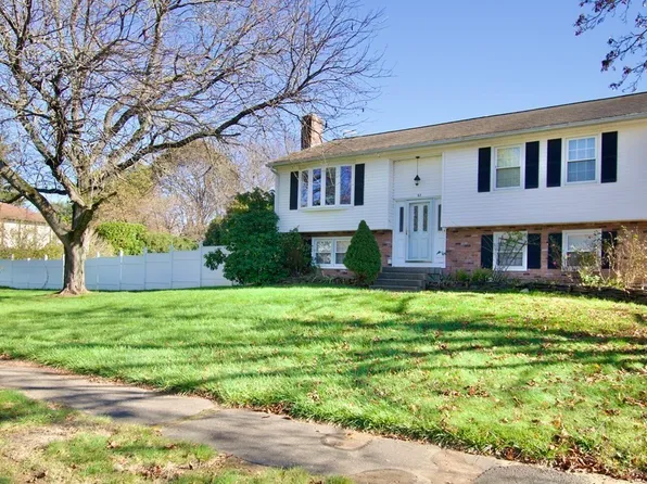 63 Tina Ln, Feeding Hills, MA 01030