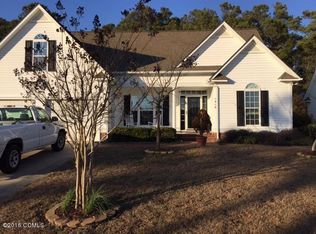 1810 Widgeon Dr, Morehead City, NC 28557