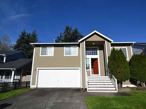 2nd image of 16404 18th Ave E