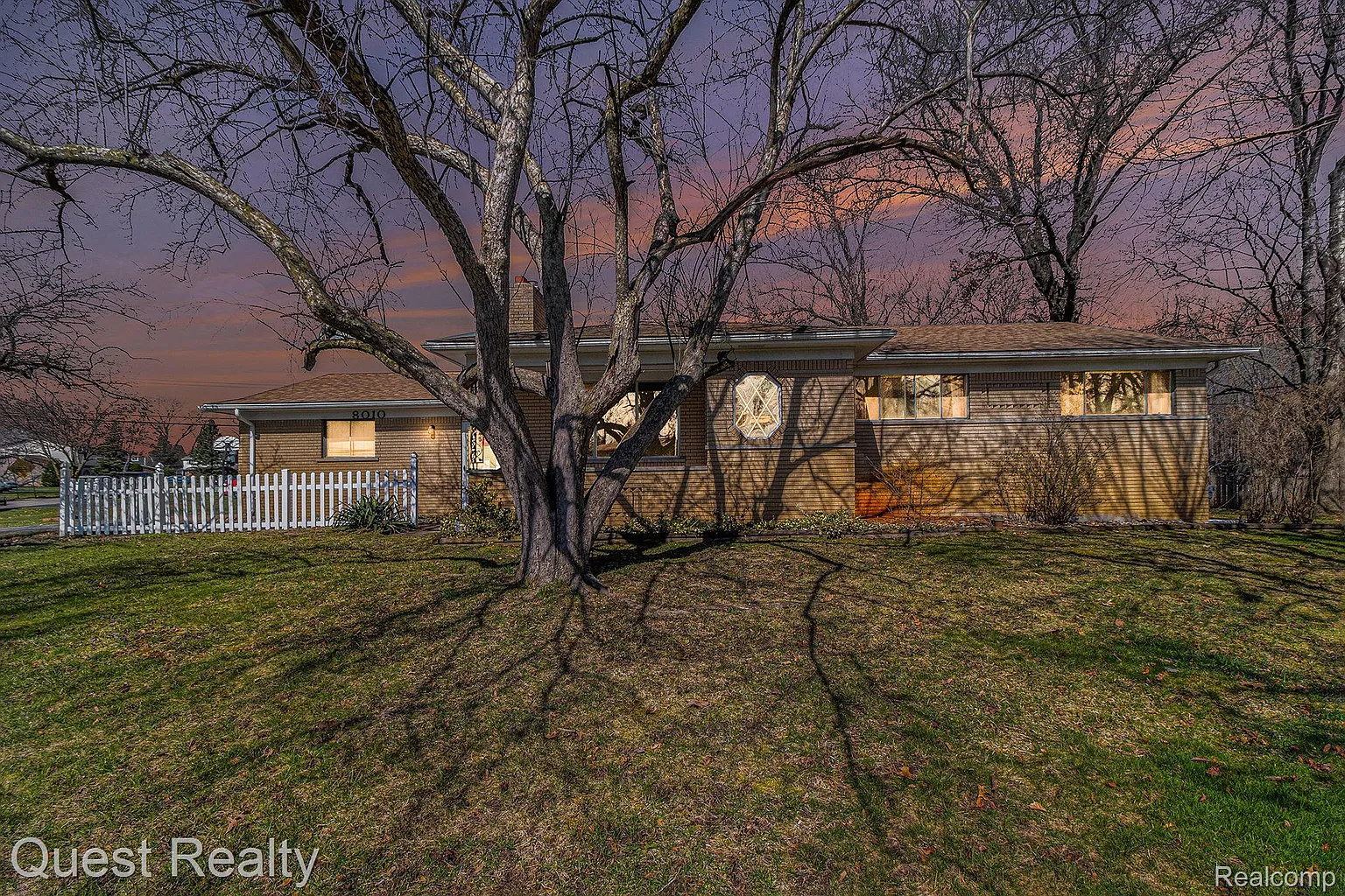 8010 Vanden Dr photo 1