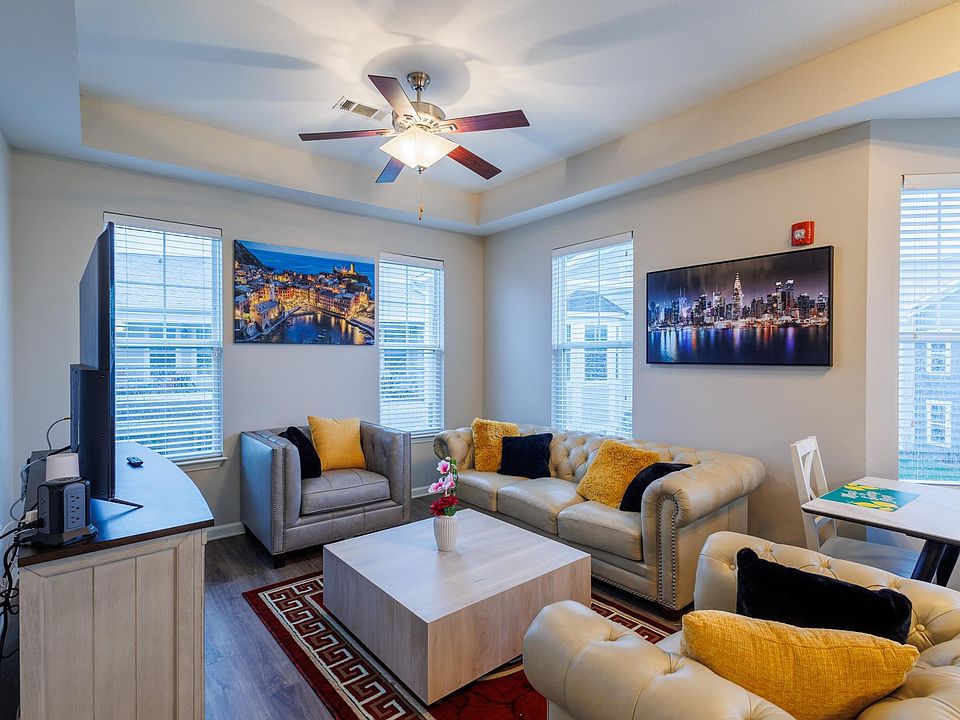 Elegant livingroom