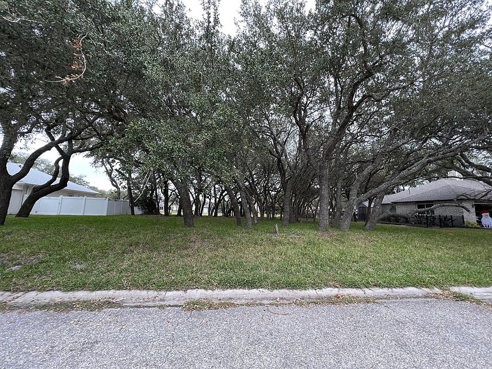 2nd image of 114 Peachtree Dr