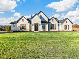 1050 Llano Way, Poolville, TX 76487
