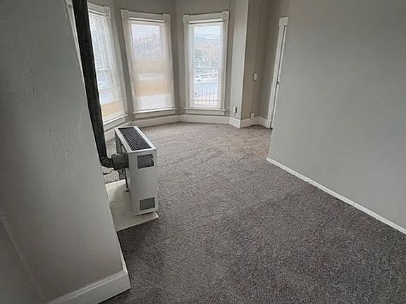 4th image of 7207 Grandview Ave #204