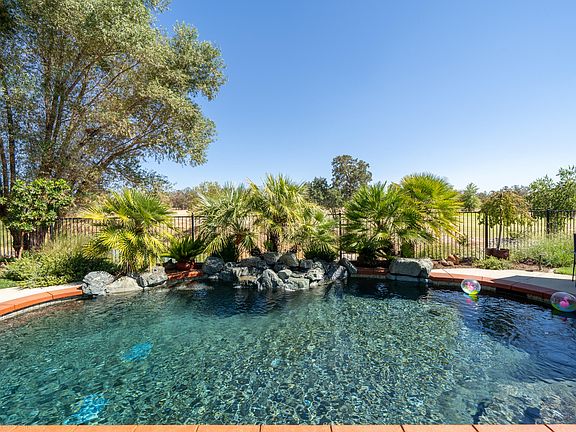 2nd image of 1547 Gold Hills Dr
