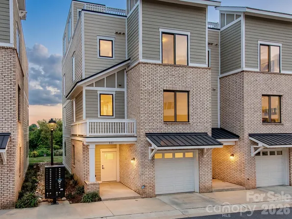 931 Cityscape Dr, Charlotte, NC 28205