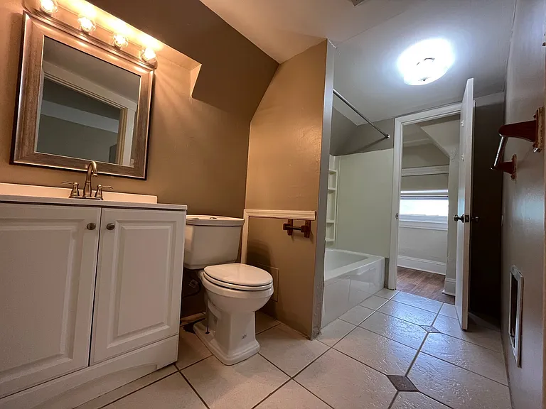 5401 Stanton Ave — Photo 14