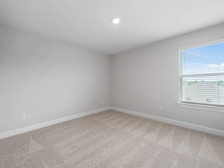 710 Princeton Hts — Photo 15
