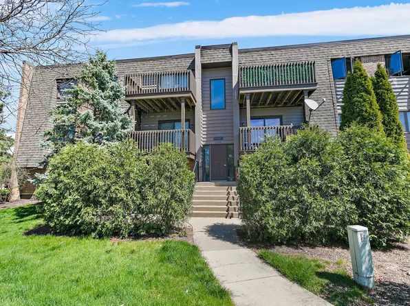 1444 Stonebridge Cir APT H3, Wheaton, IL 60189