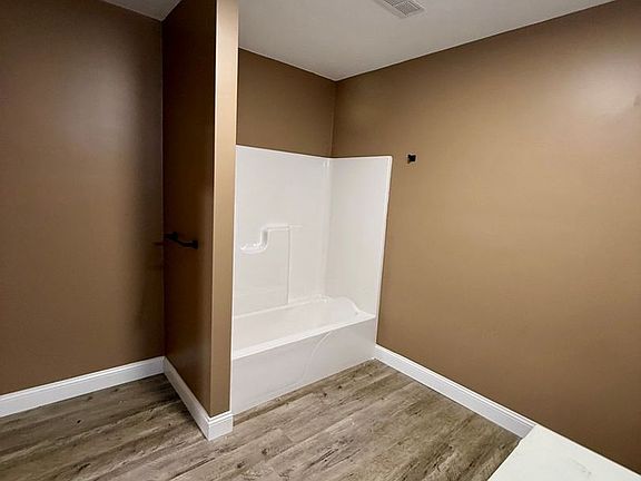 5th image of 70 Webster St #204