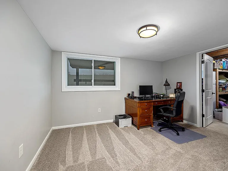 316 Edgewood Dr — Photo 9