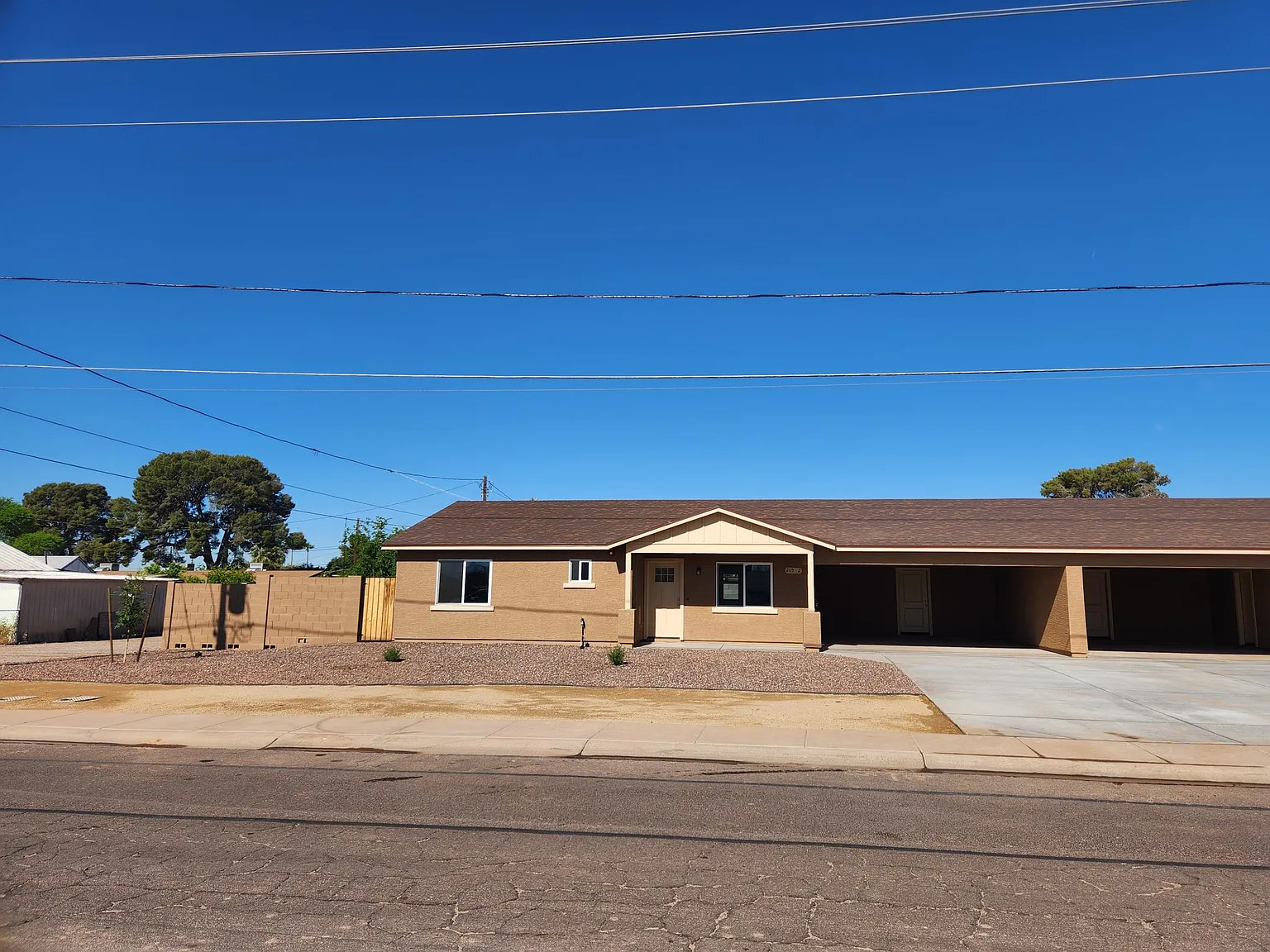 3 bed, 1050 sqft, $1,650 — Photo 3