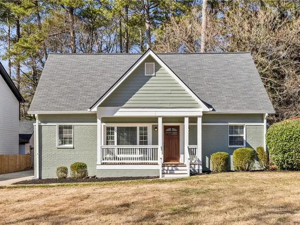1498 Deerwood Dr, Decatur, GA 30030
