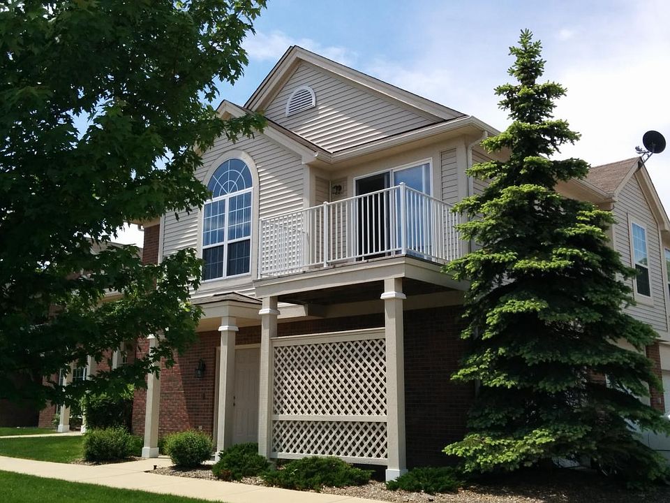1st image of 20200 Chesapeake Cir #1