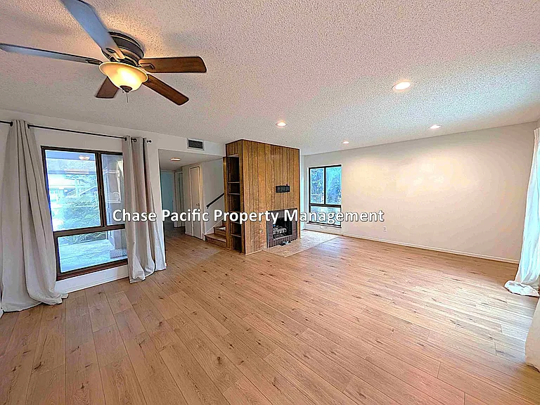 7452 Fay Ave — Photo 3