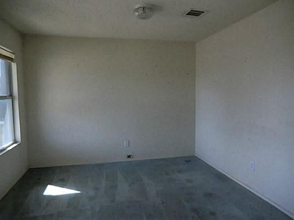 5th image of 209 Brandie Mac Ln