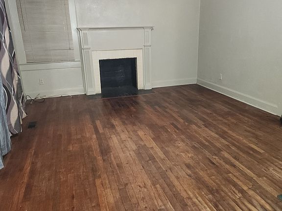 2nd image of 107 Cochran Ave