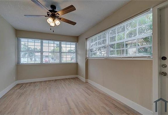 4th image of 6731 NW 8th Ct