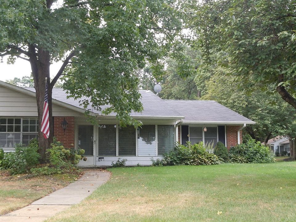 1st image of 520B Portsmouth Dr #100B