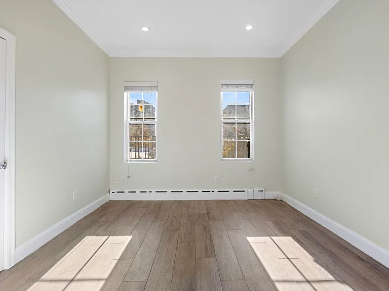 53 64th St #5 — Photo 5