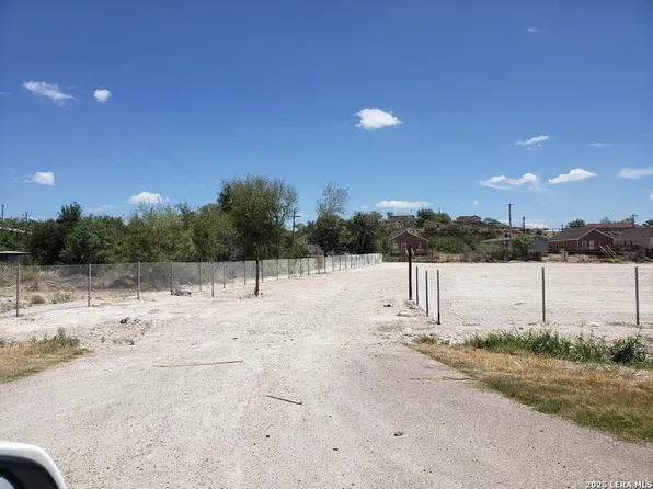 1157 STATE LOOP 480 #2, Eagle Pass, TX 78852