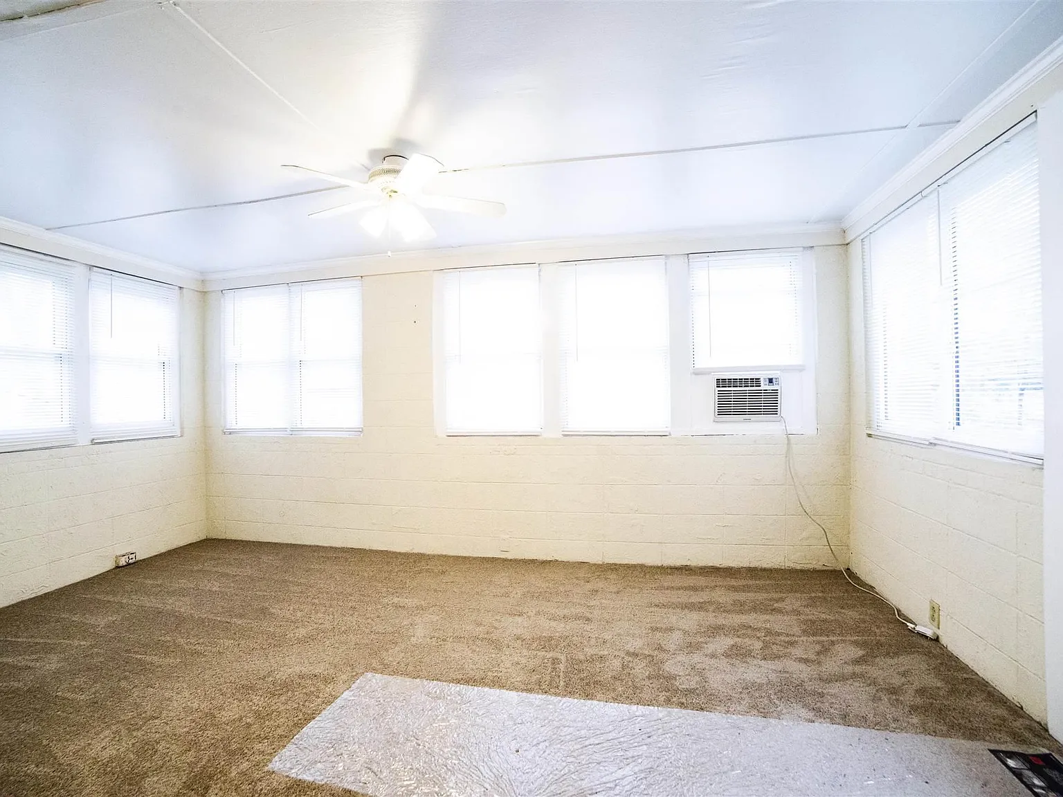 519 Lafayette Ave — Photo 3