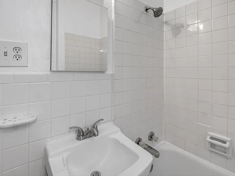 3427 13th St NW #302 — Photo 11