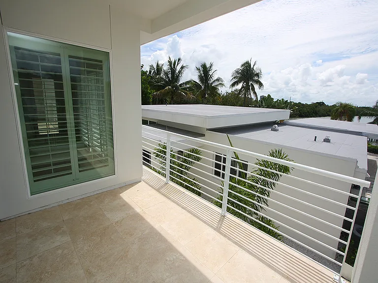 336 Morningside Dr — Photo 30