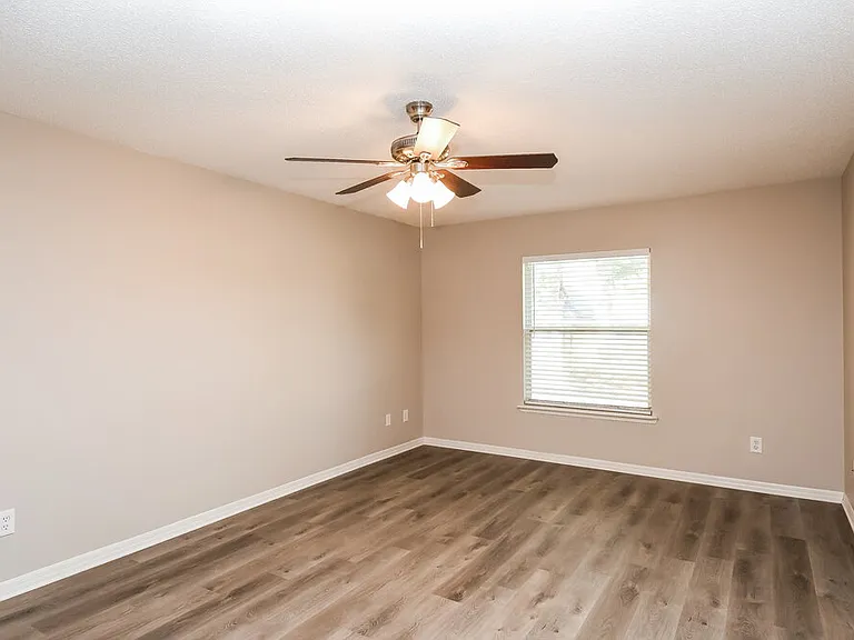 1531 Eddings Grove Ln — Photo 9