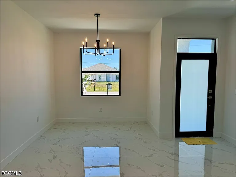 1208 NW 25th Pl — Photo 6