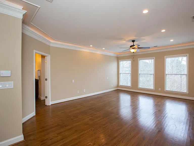 653 Lockton Pl — Photo 29